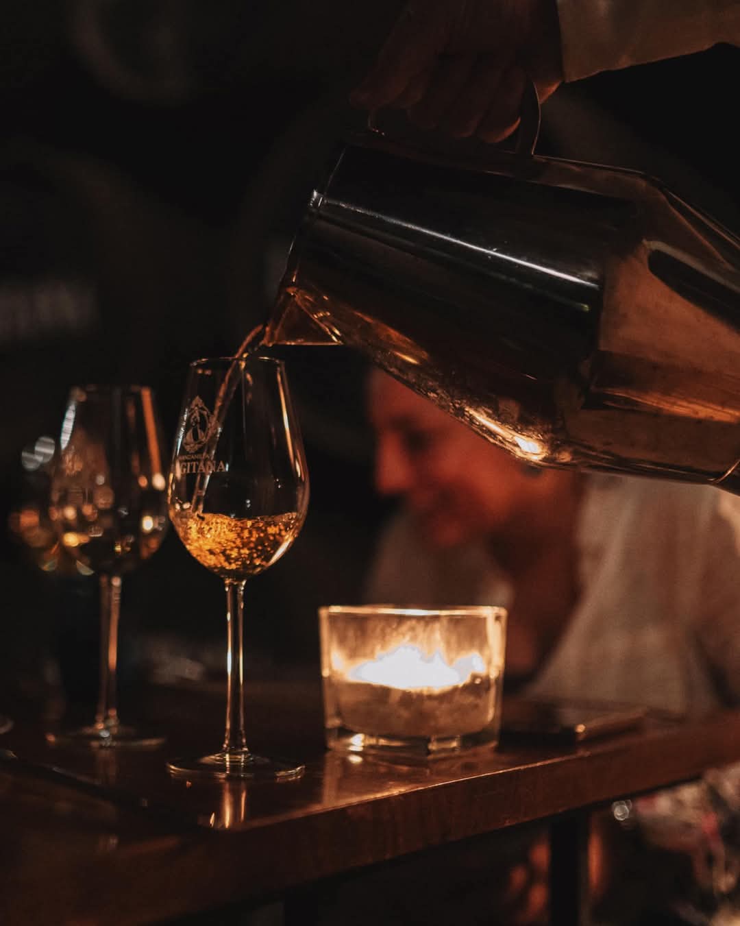 EXPERIENCIA ROMANTICA ENTREBOTAS